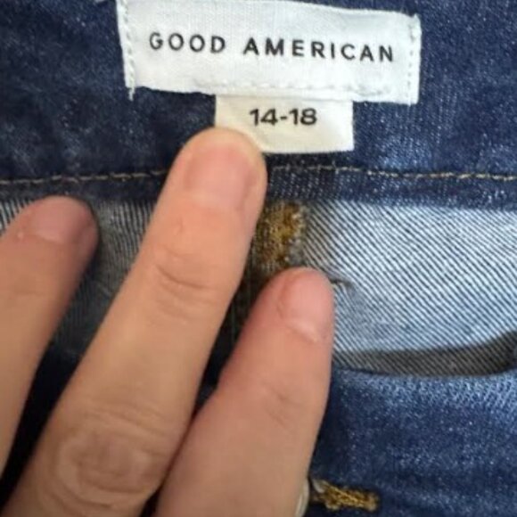 Good American Dark Blue Ankle Jeans - Picture 2 of 8